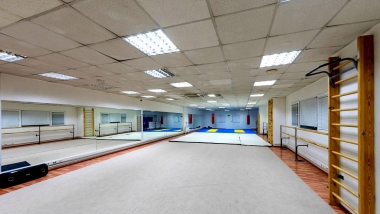 Зал (фитнес большой) 170 м²  Клуб-18  Club-18 fight & fitness   